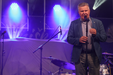 Cerkniška noč, koncert Šank Rock in zabava s skupino Dejan dogaja band ob občinskem prazniku 04 Foto Ljubo Vukelič